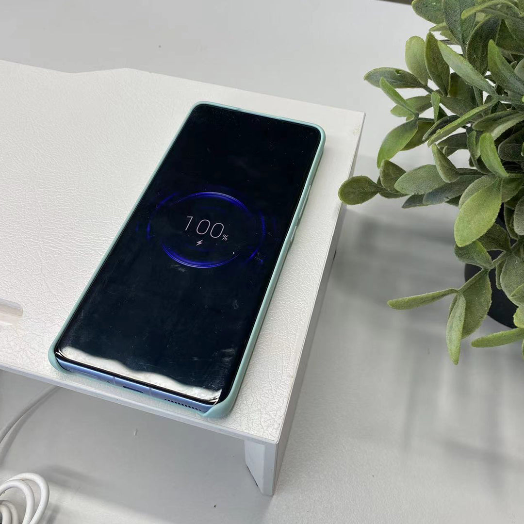 M-riser 實木螢幕增高架電腦架 | 無線/USB充電(升級版)