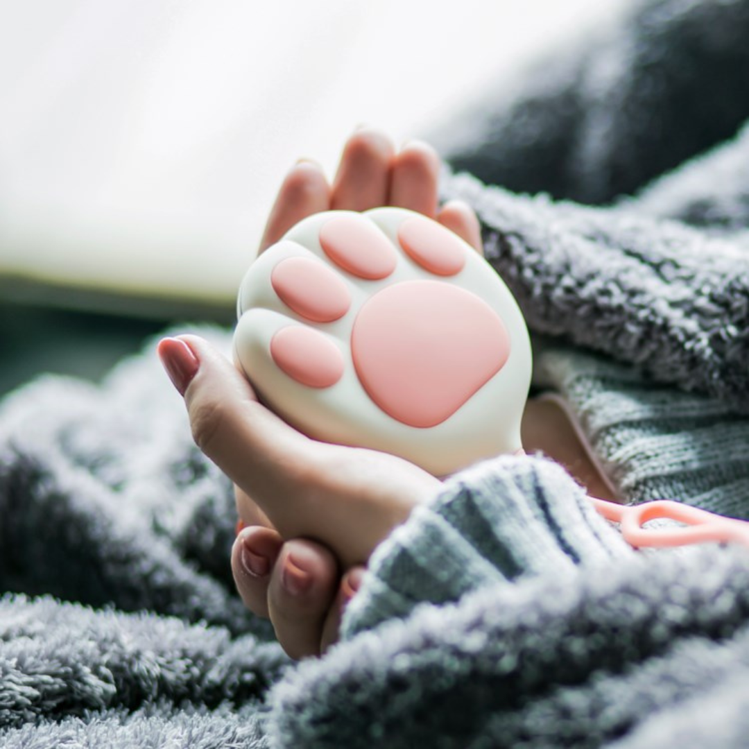 Cat's Claw Palm Portable Hand Warmer Egg — In stock