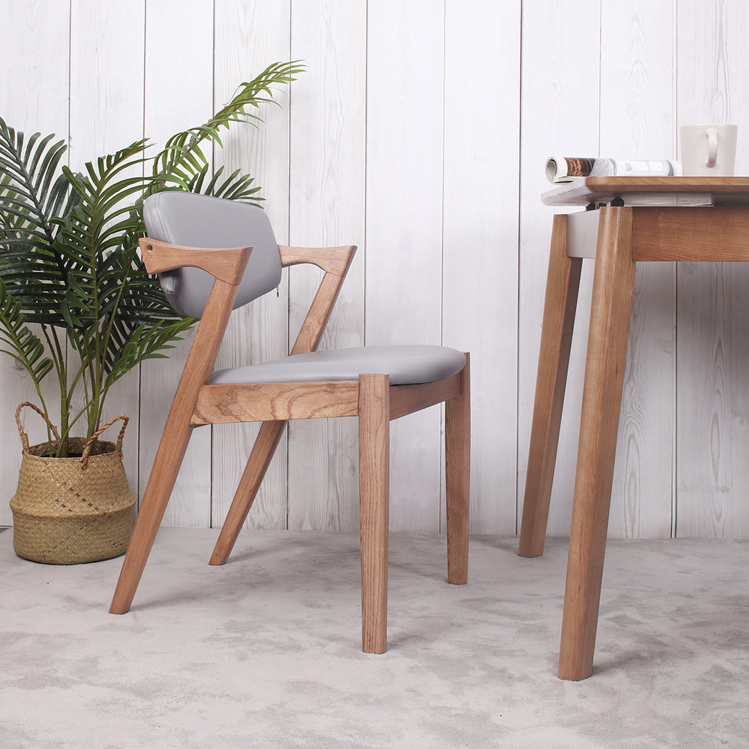 Zion solid wood dining chair (set of two)